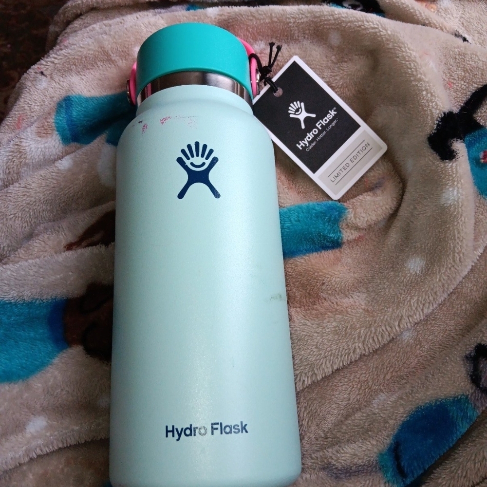 Hydro Flask Polar Plunge Blue Water Bottle